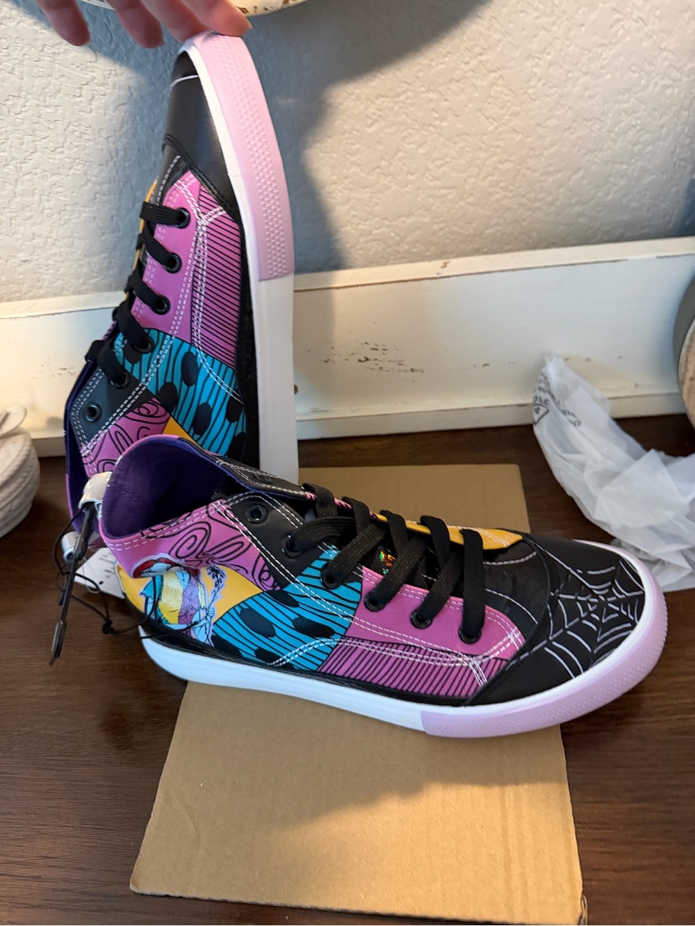 🎊Disney Nightmare Before Xmas Jack Sally Women's High Top Sneakers Size 9 New - Picture 10 of 12